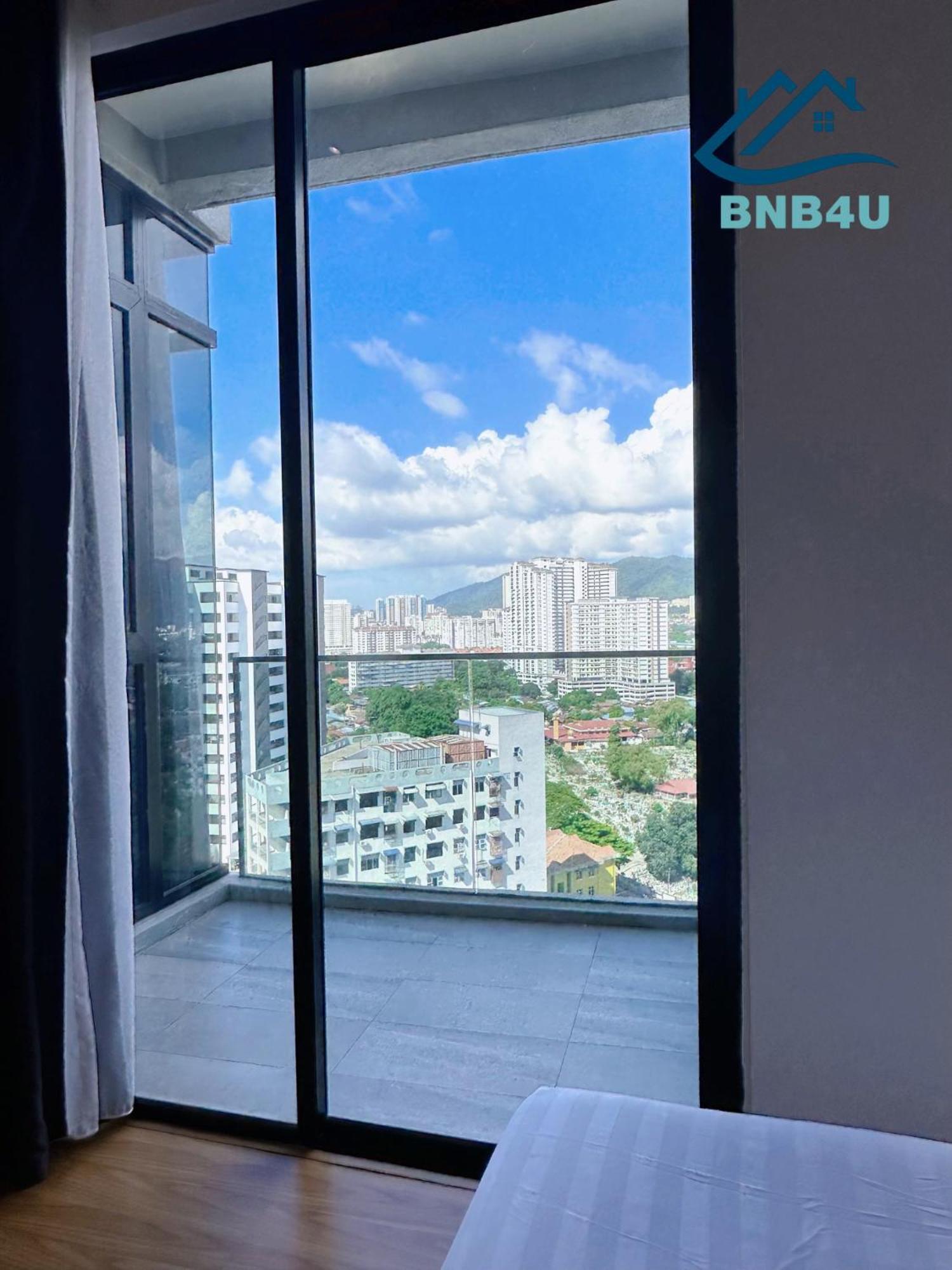 Beacon 2Br Infinity Pool - By Bnb4U จอร์จทาวน์ ภายนอก รูปภาพ