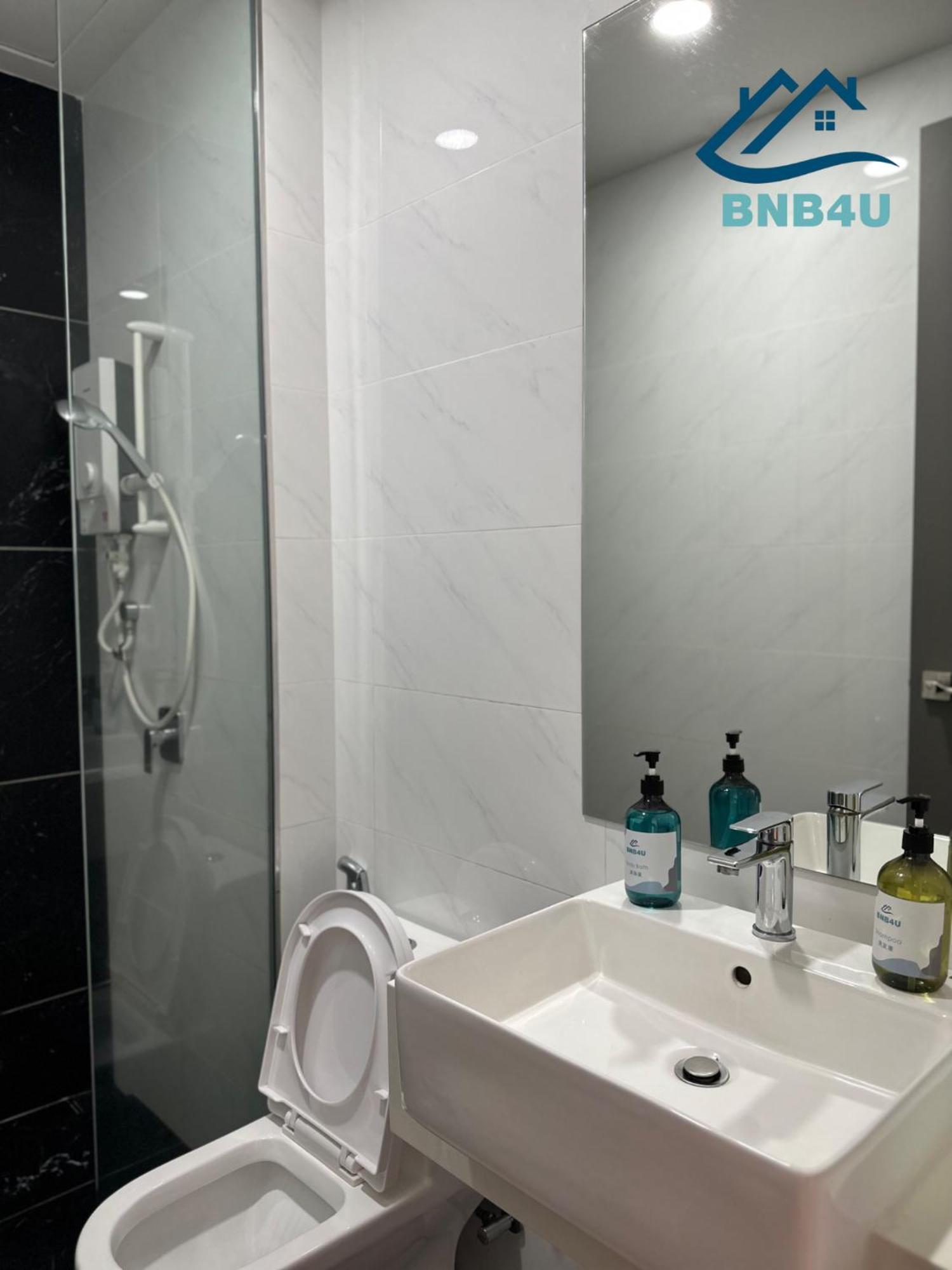 Beacon 2Br Infinity Pool - By Bnb4U จอร์จทาวน์ ภายนอก รูปภาพ