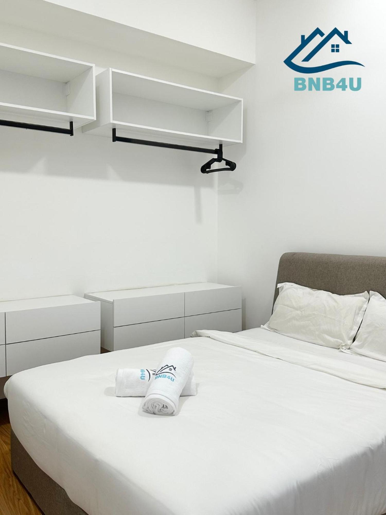Beacon 2Br Infinity Pool - By Bnb4U จอร์จทาวน์ ภายนอก รูปภาพ