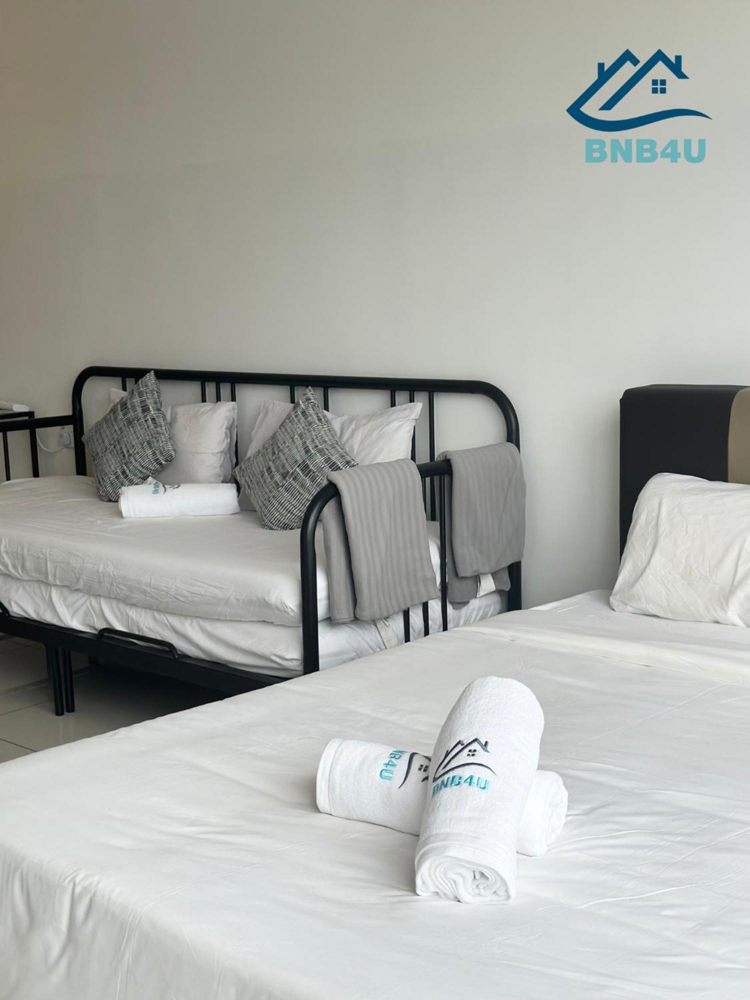Beacon 2Br Infinity Pool - By Bnb4U จอร์จทาวน์ ภายนอก รูปภาพ